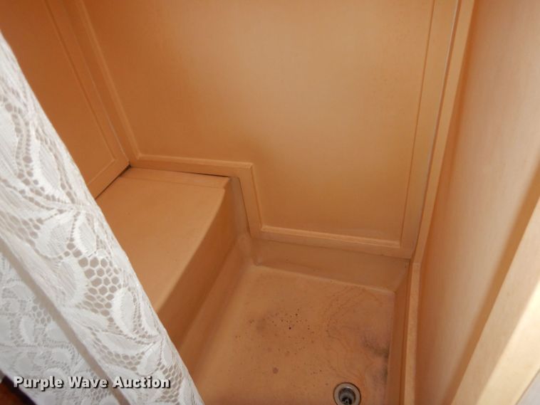 image for item MH9268 1989 Airstream  camper