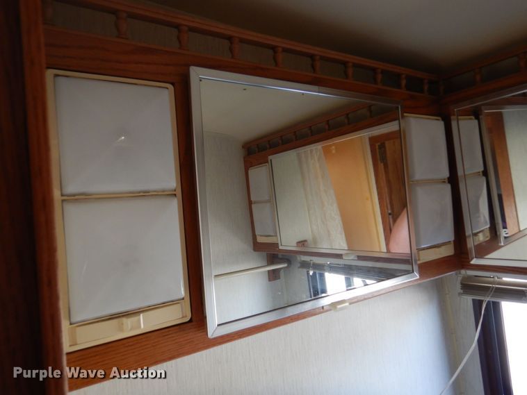 image for item MH9268 1989 Airstream  camper