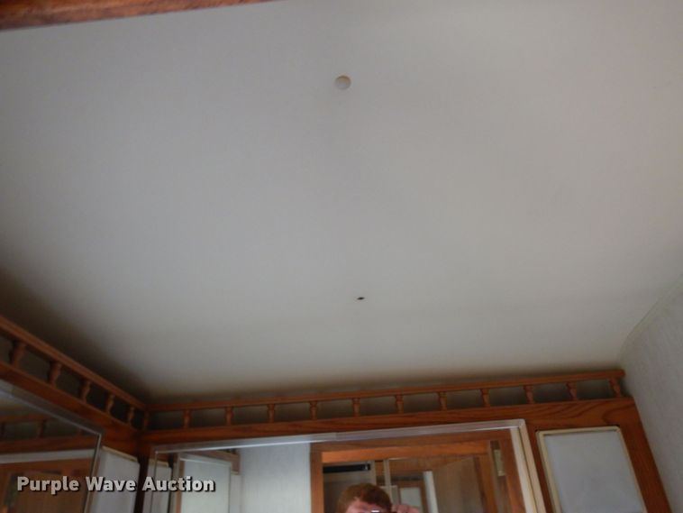 image for item MH9268 1989 Airstream  camper