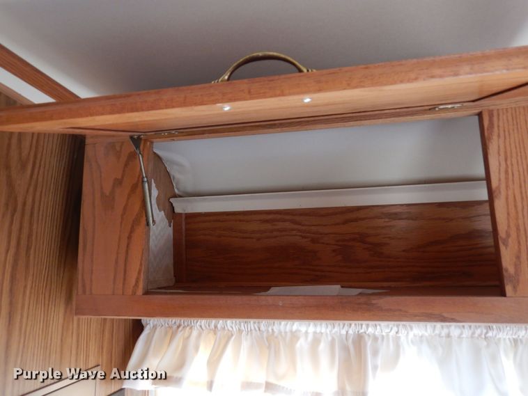 image for item MH9268 1989 Airstream  camper