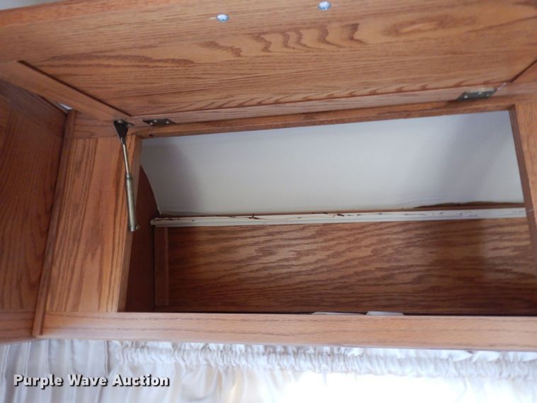 image for item MH9268 1989 Airstream  camper