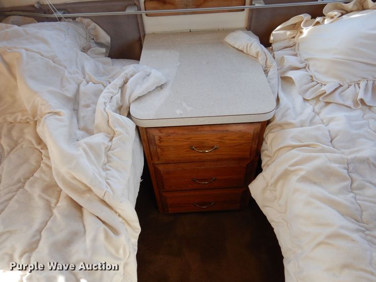 image for item MH9268 1989 Airstream  camper