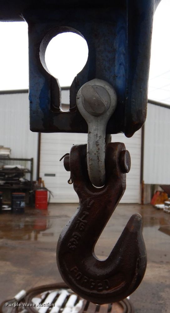 image for item MJ9845 2007 Vestil LM-HRT-4  boom