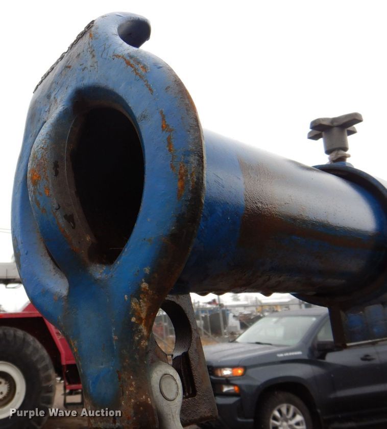 image for item MJ9845 2007 Vestil LM-HRT-4  boom