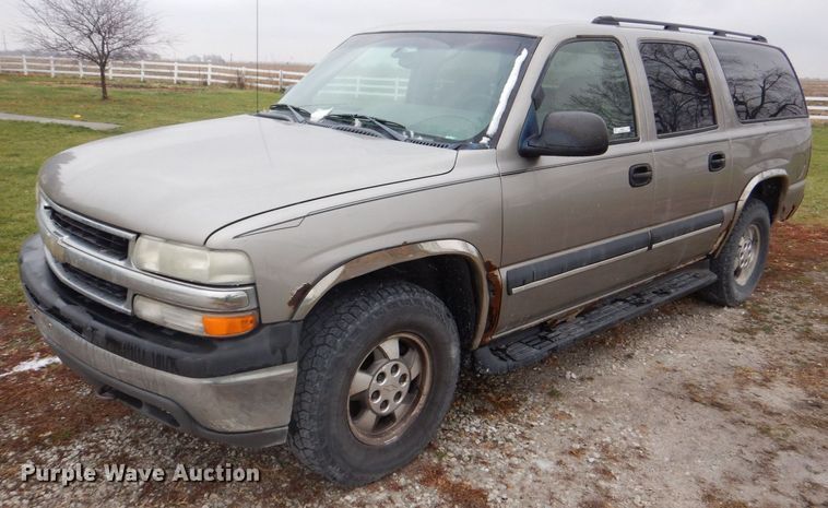 image for item MJ9851 2003 Chevrolet Suburban  SUV