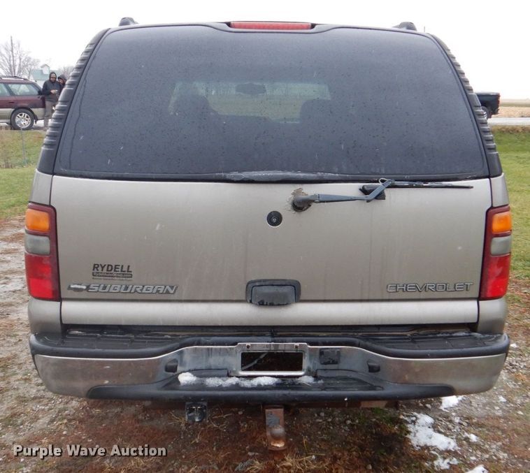 image for item MJ9851 2003 Chevrolet Suburban  SUV