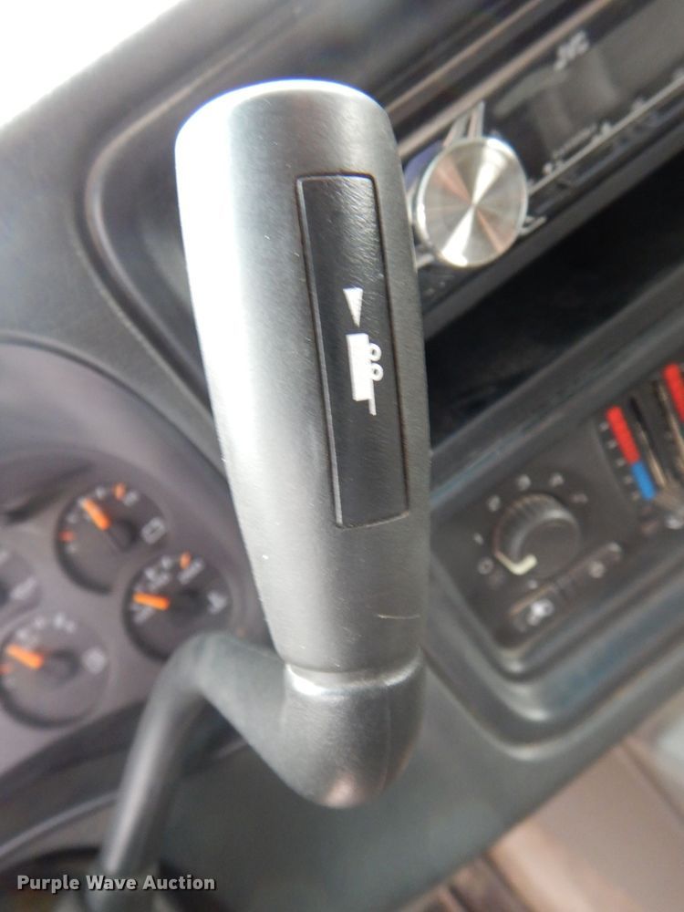 image for item MJ9851 2003 Chevrolet Suburban  SUV