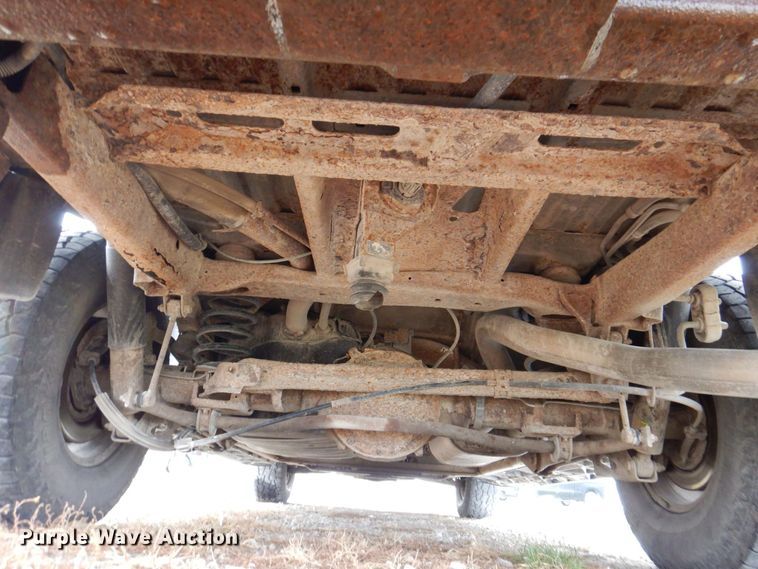 image for item MJ9851 2003 Chevrolet Suburban  SUV