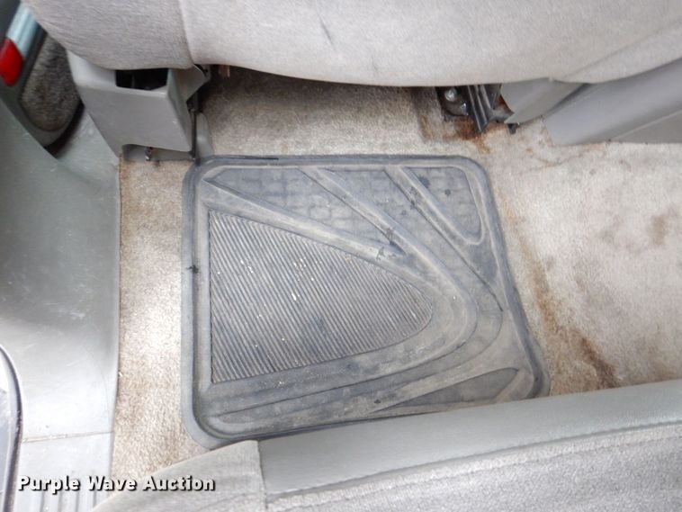 image for item MJ9851 2003 Chevrolet Suburban  SUV