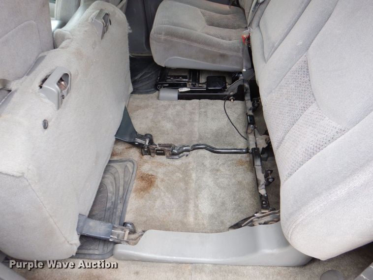 image for item MJ9851 2003 Chevrolet Suburban  SUV