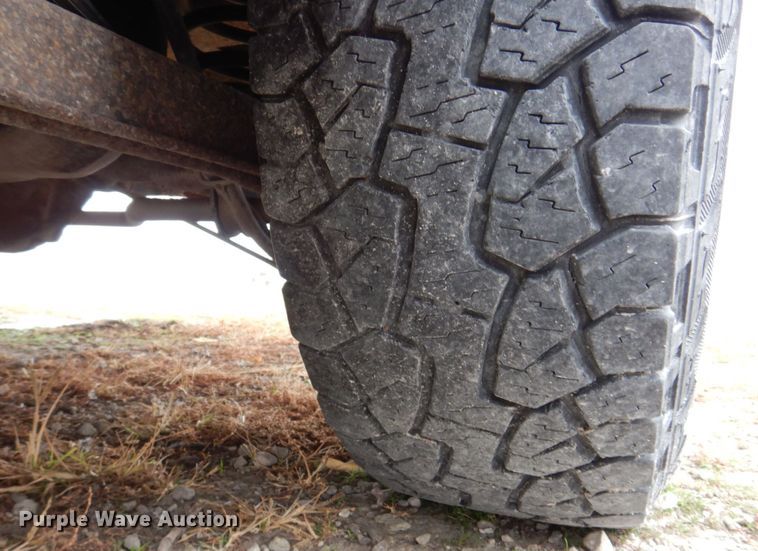 image for item MJ9851 2003 Chevrolet Suburban  SUV