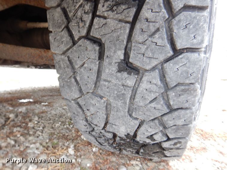 image for item MJ9851 2003 Chevrolet Suburban  SUV