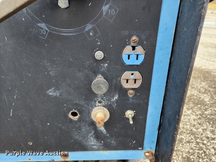 image for item MK9527 (2) welder/generators