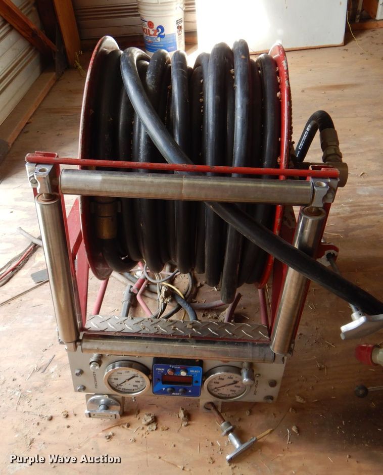 image for item MK9751 (2) Hanney Reels GH713 hose reels