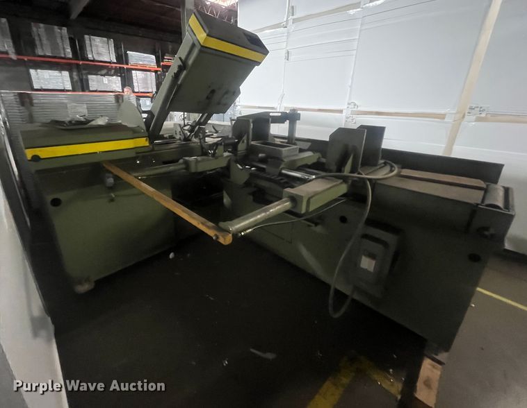 image for item MN9420 HYD-Mech  vertical bandsaw
