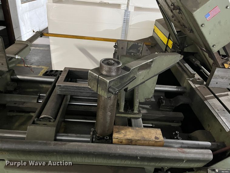 image for item MN9420 HYD-Mech  vertical bandsaw