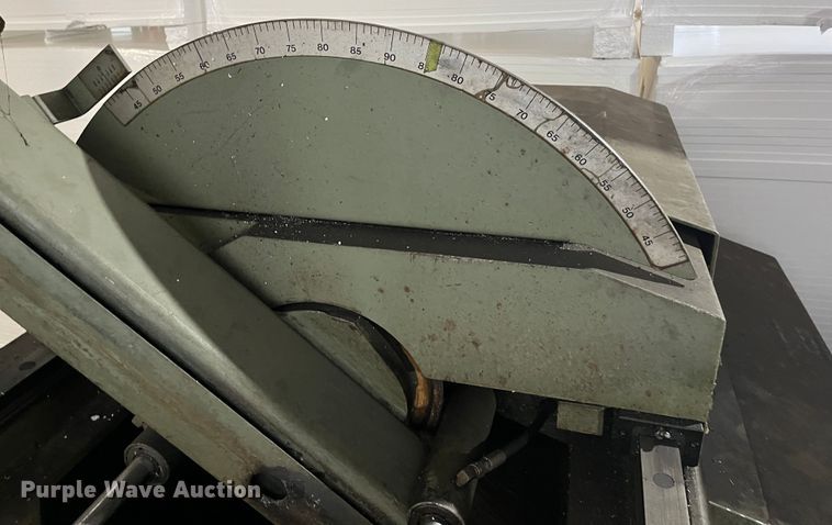 image for item MN9420 HYD-Mech  vertical bandsaw