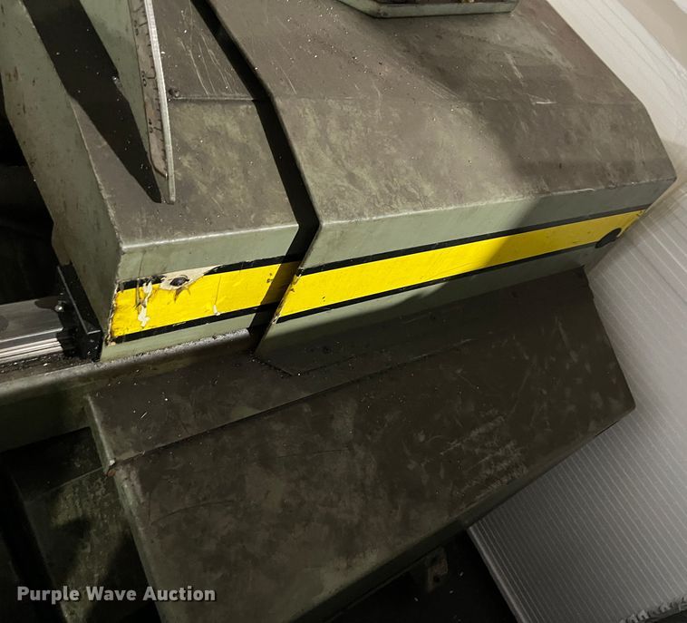 image for item MN9420 HYD-Mech  vertical bandsaw