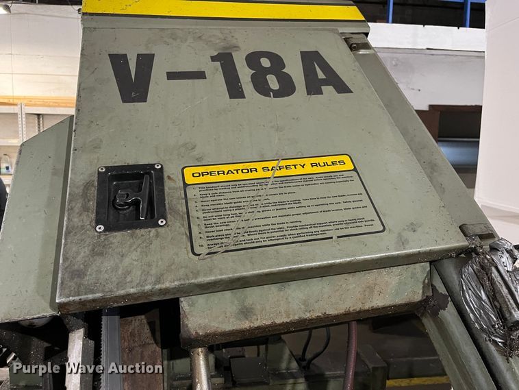 image for item MN9420 HYD-Mech  vertical bandsaw