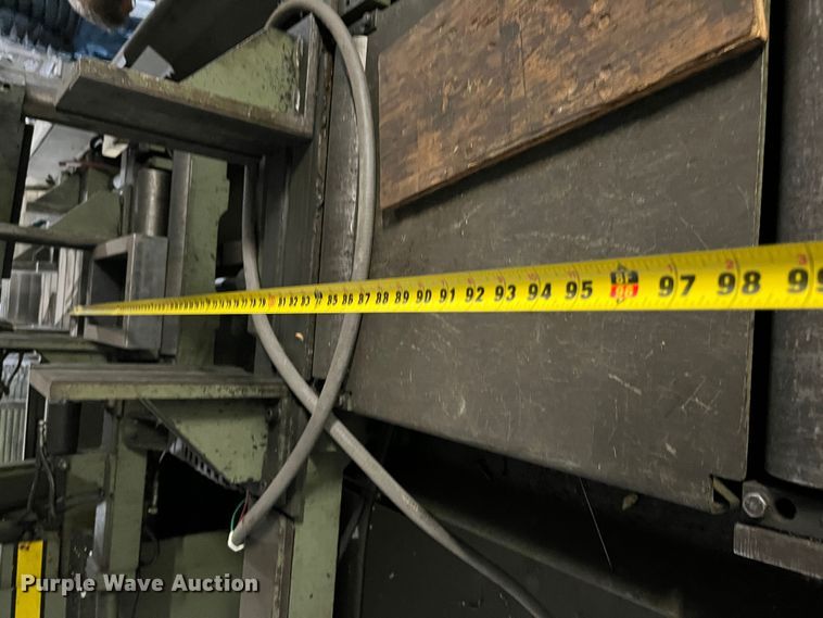 image for item MN9420 HYD-Mech  vertical bandsaw