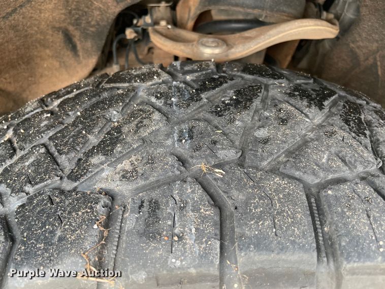 image for item MR9499 2019 Chevrolet Silverado 1500  Double Cab pickup truck