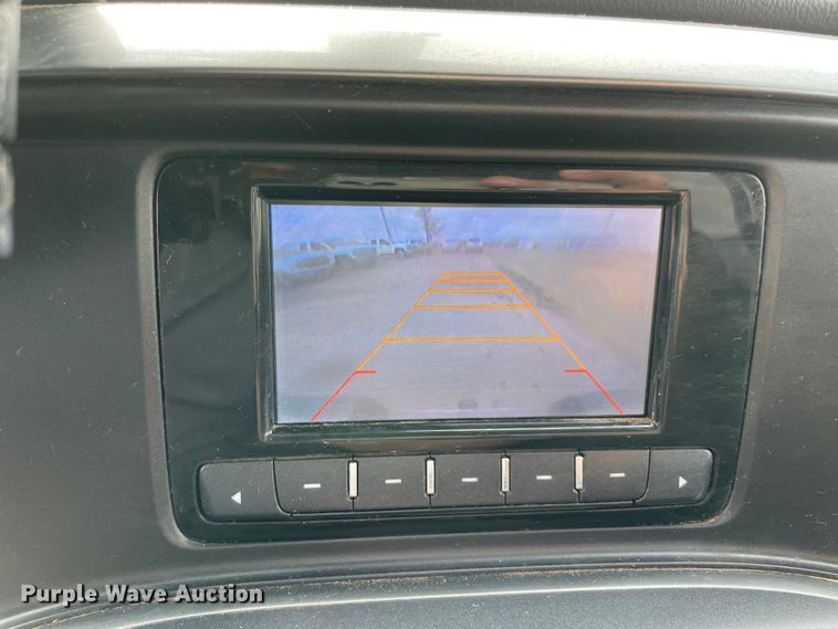 image for item MR9502 2015 Chevrolet Silverado 2500HD  Double Cab pickup truck