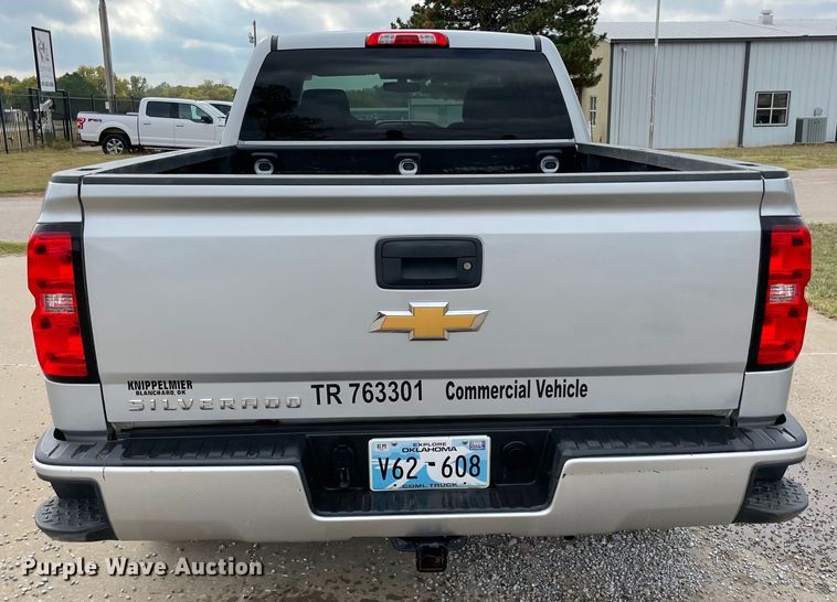 image for item MR9505 2018 Chevrolet Silverado 1500  Double Cab pickup truck