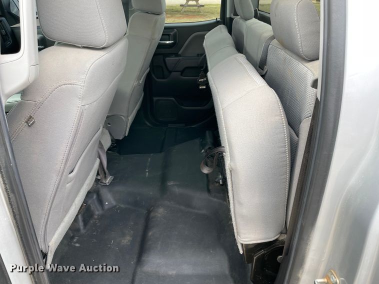 image for item MR9505 2018 Chevrolet Silverado 1500  Double Cab pickup truck