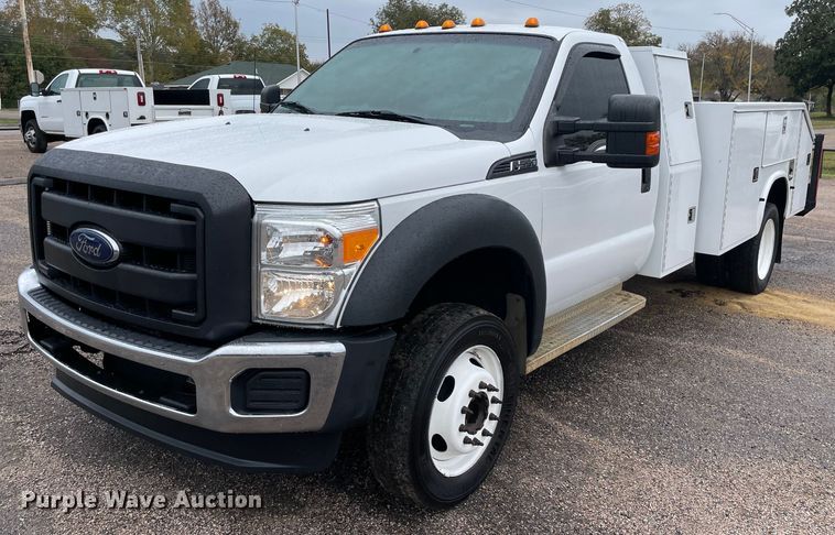 image for item MR9520 2016 Ford F550 Super Duty XL  utility / service truck