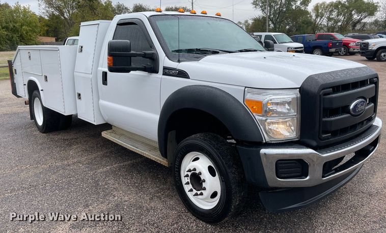 image for item MR9520 2016 Ford F550 Super Duty XL  utility / service truck