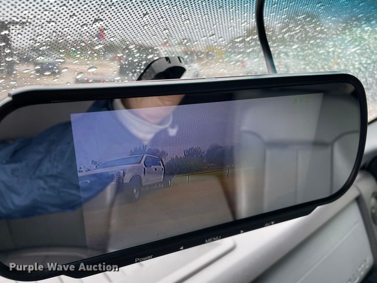 image for item MR9520 2016 Ford F550 Super Duty XL  utility / service truck