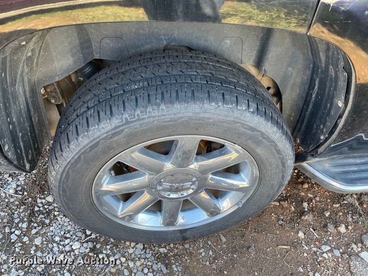 image for item MR9531 2011 GMC Yukon  SUV