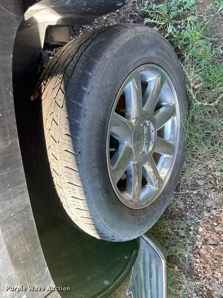 image for item MR9531 2011 GMC Yukon  SUV