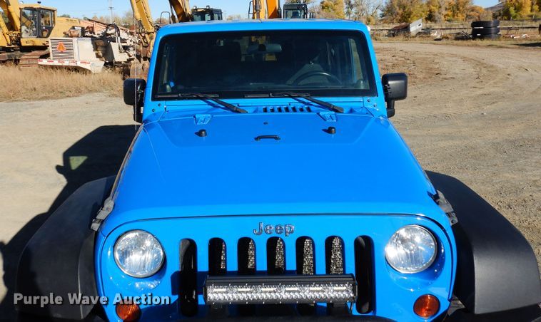 image for item MR9618 2011 Jeep Wrangler Rubicon  SUV