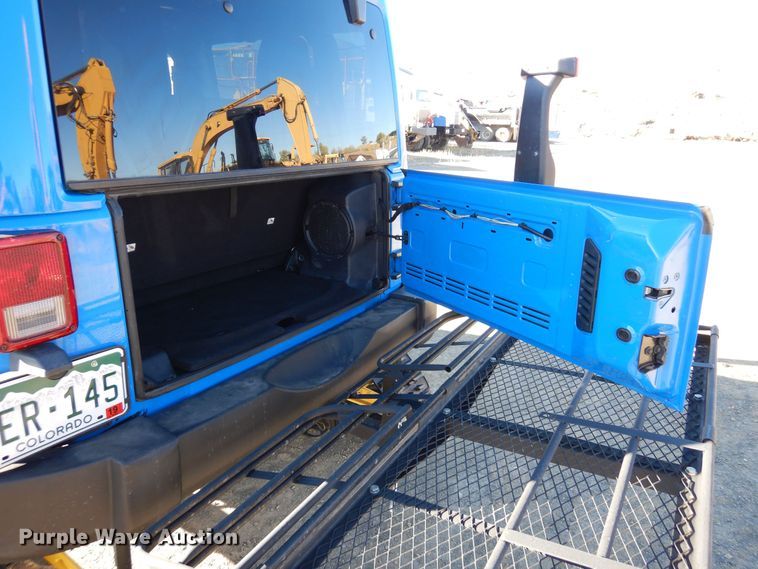 image for item MR9618 2011 Jeep Wrangler Rubicon  SUV