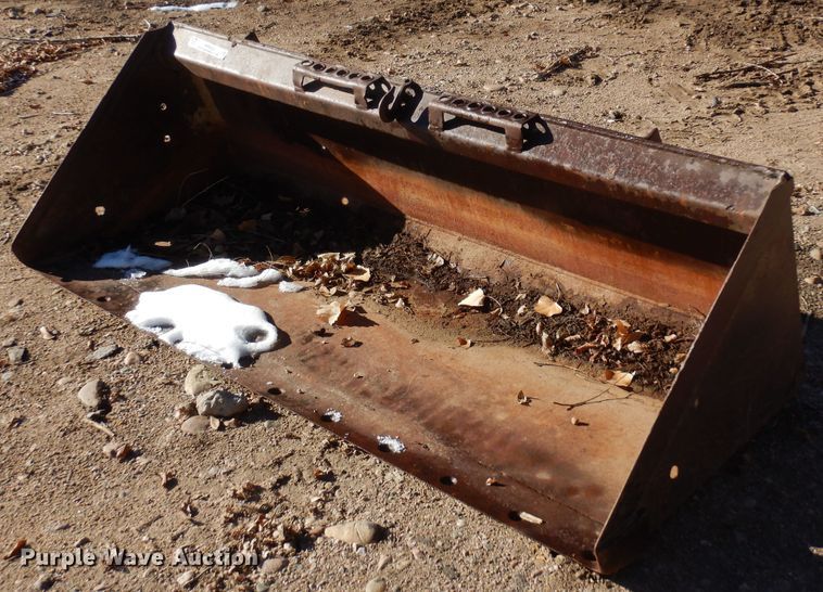 image for item MR9638 Skid steer bucket