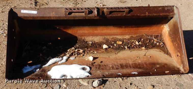 image for item MR9638 Skid steer bucket