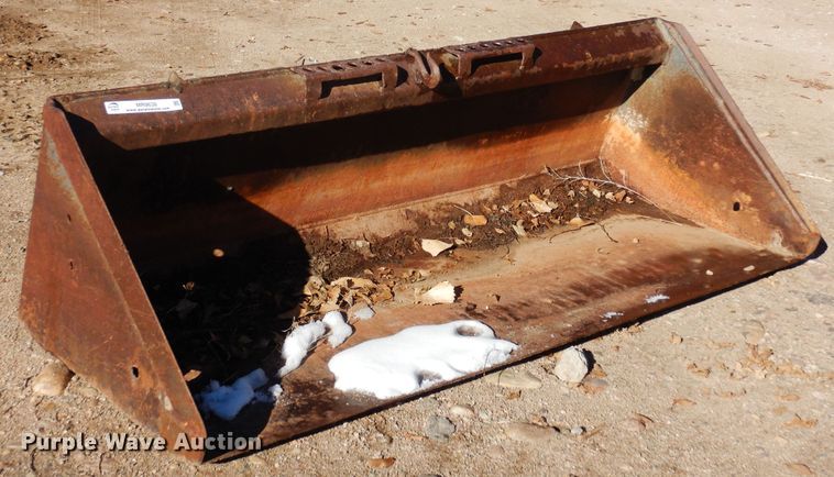 image for item MR9638 Skid steer bucket
