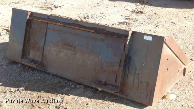 image for item MR9638 Skid steer bucket