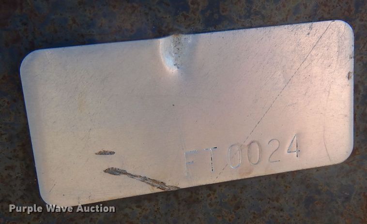 image for item MR9638 Skid steer bucket