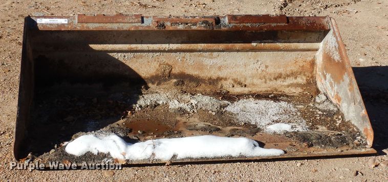 image for item MR9639 Skid steer bucket