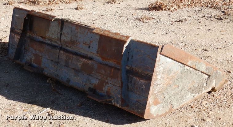 image for item MR9639 Skid steer bucket