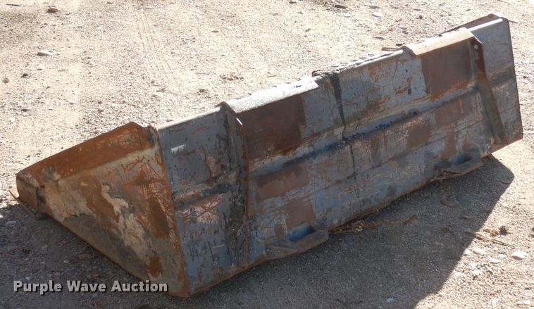 image for item MR9639 Skid steer bucket