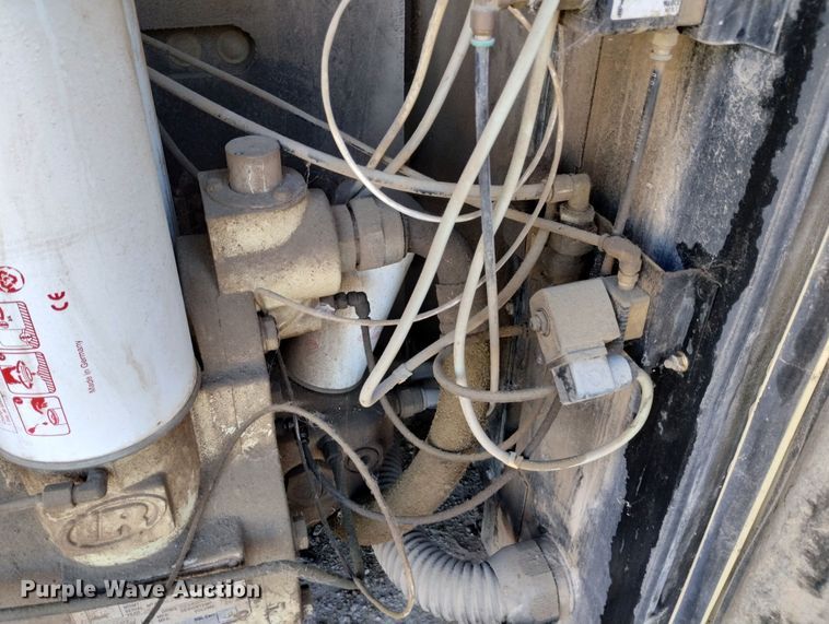 image for item MR9640 2006 Ingersoll Rand HP50-PE  air compressor