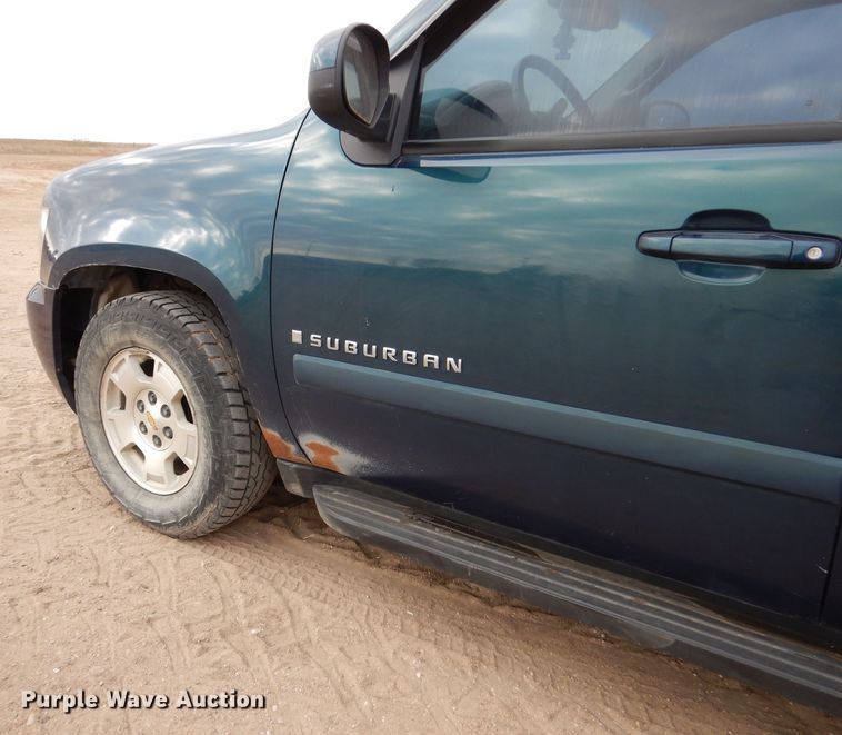 image for item MT9797 2007  Chevrolet Suburban  SUV