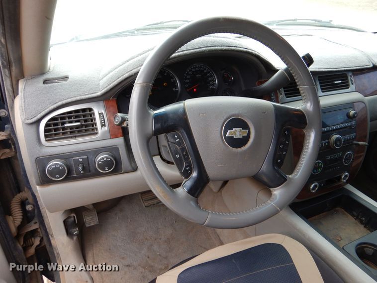 image for item MT9797 2007  Chevrolet Suburban  SUV