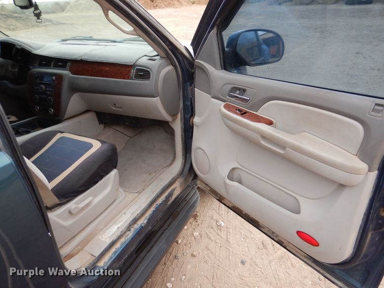 image for item MT9797 2007  Chevrolet Suburban  SUV