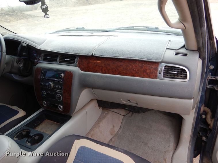 image for item MT9797 2007  Chevrolet Suburban  SUV