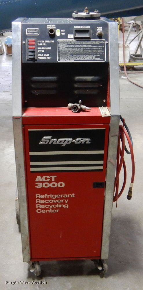 image for item MT9807 Snap-on ACT3000  refrigerant recovery recycling center