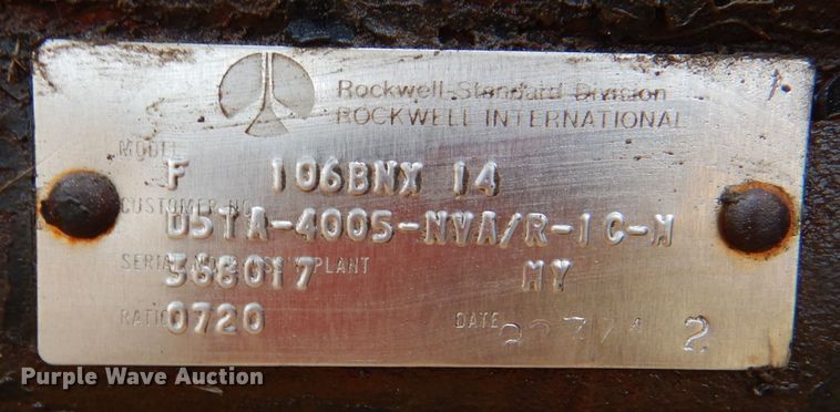 image for item MT9810 1975 Ford F500  truck cab and chassis